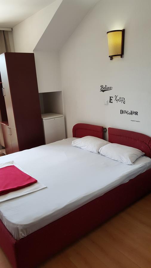 Art Theatre Caffe Hotel Struga Exterior foto