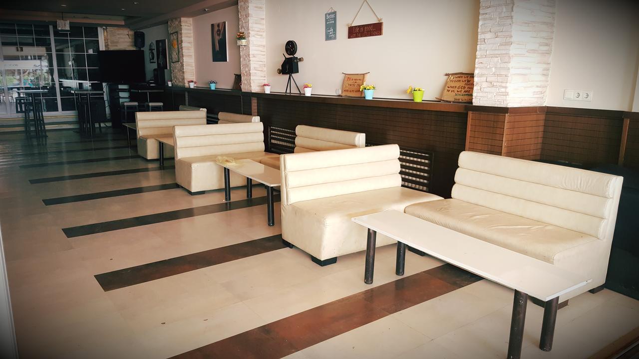 Art Theatre Caffe Hotel Struga Exterior foto