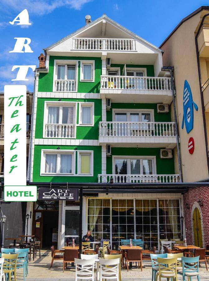 Art Theatre Caffe Hotel Struga Exterior foto